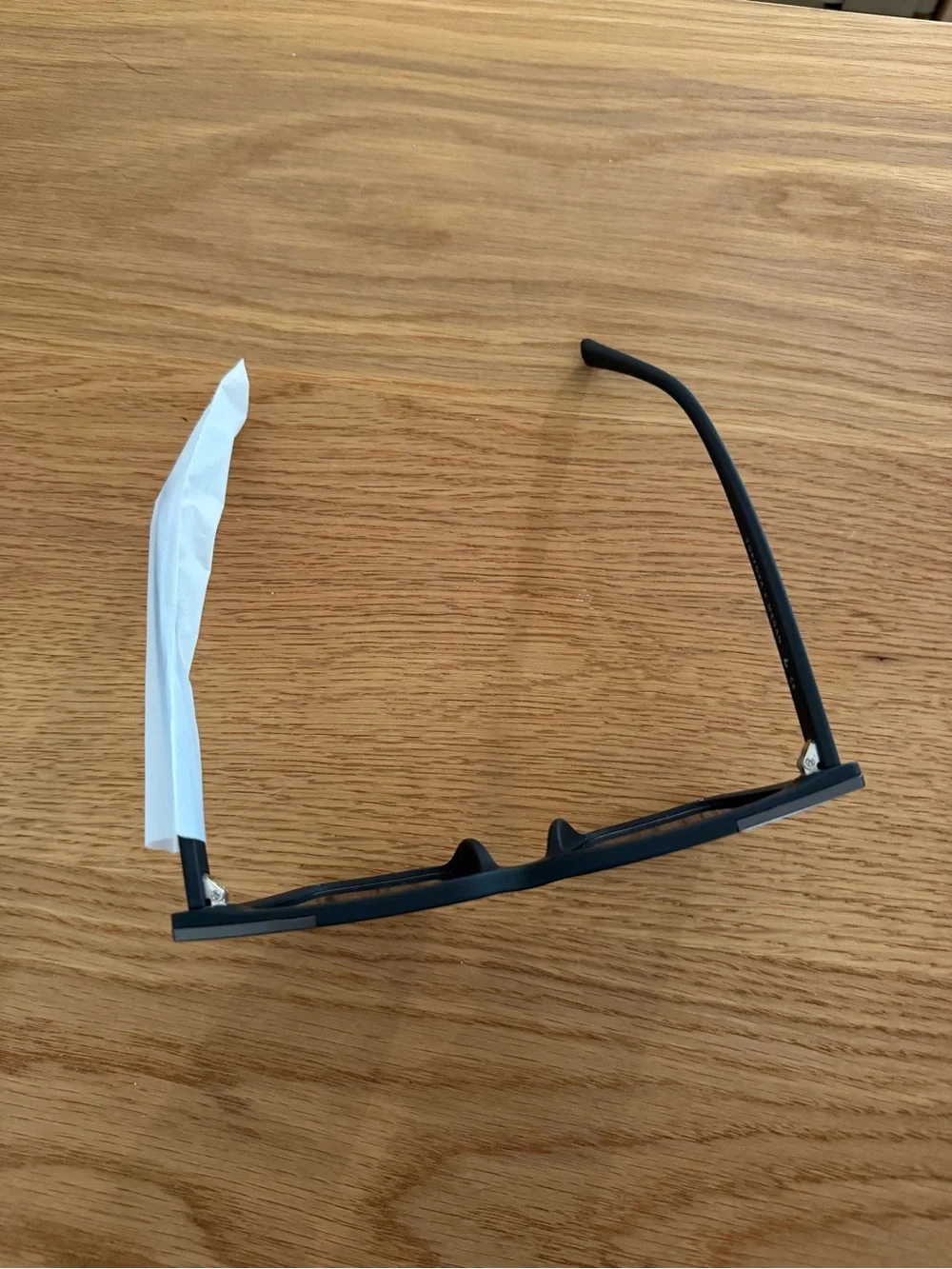 NWT TOPFOXX CEO black cat-eye sunglasses